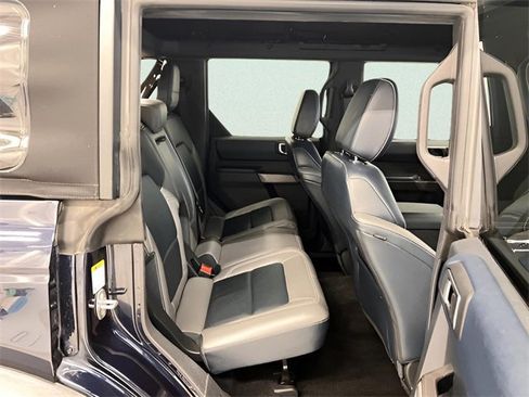 Used 2021 Ford Bronco Outer Banks w/ Sasquatch Package image 9