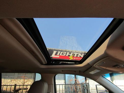 Used 2015 Chevrolet Tahoe LTZ image 9