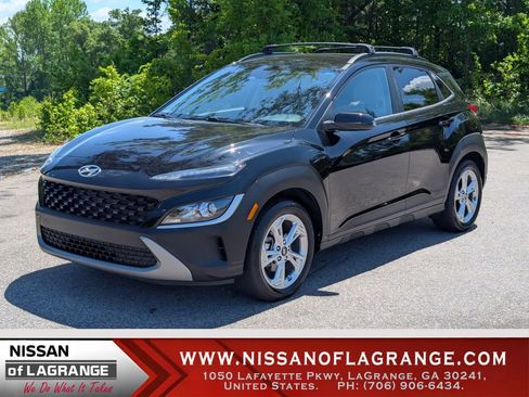 Used 2022 Hyundai Kona SEL image 1