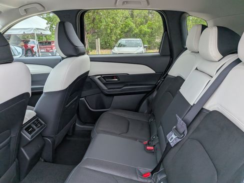 New 2026 MAZDA CX-5 Select AWD/4WD image 17