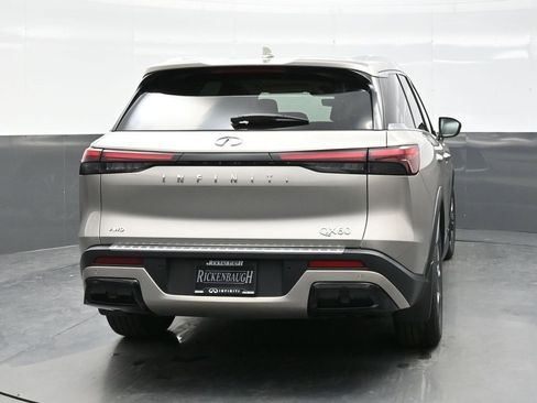Used 2023 INFINITI QX60 Luxe w/ Cargo Package AWD/4WD image 6