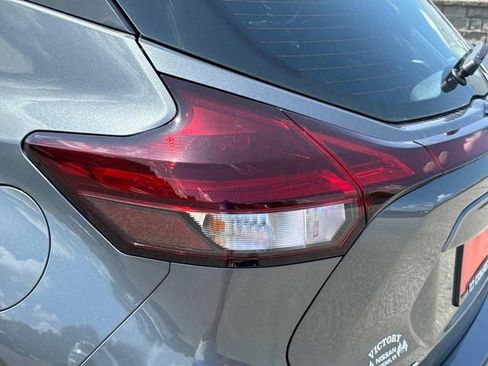 New 2025 Nissan Kicks Play S image 11