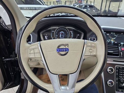 Used 2015 Volvo XC60 T5 Premier FWD image 29