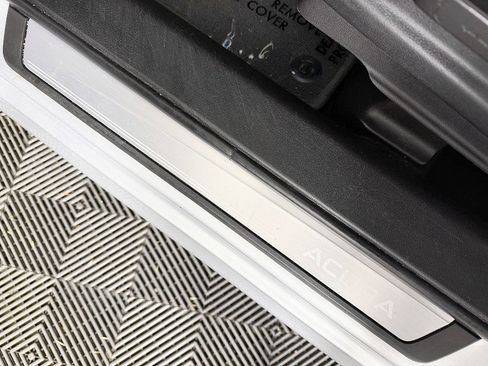 Used 2013 Acura RDX AWD w/ Technology Package image 32