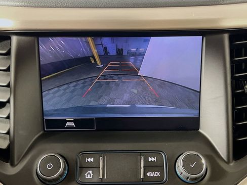 Used 2023 GMC Acadia Denali AWD/4WD image 14