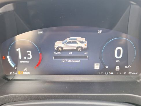 New 2025 Ford Explorer Active w/ Active Comfort Package image 8