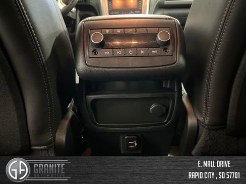 Used 2017 GMC Acadia Limited SLT image 34