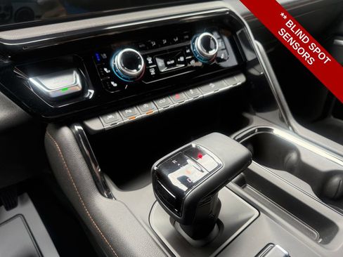Used 2024 GMC Sierra 1500 AT4 w/ AT4 Premium Package AWD/4WD image 29