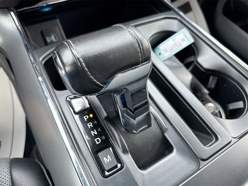 Used 2021 Ford F150 Lariat w/ Equipment Group 502A High image 19