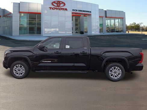 New 2025 Toyota Tundra SR5 image 8