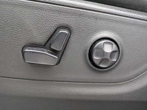 Used 2019 RAM 1500 Big Horn AWD/4WD image 20