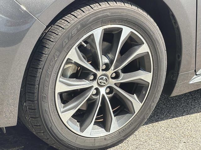 Used 2018 Toyota Avalon XLE Premium FWD image 14