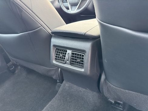 Certified 2021 Toyota Camry XLE image 20