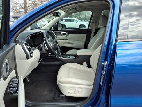 Used 2022 Kia Sorento SX image 4