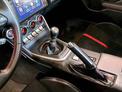Used 2024 Subaru BRZ Limited w/ Popular Package 2 RWD image 32