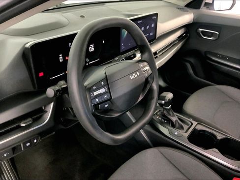 Certified 2025 Kia K4 FWD image 14