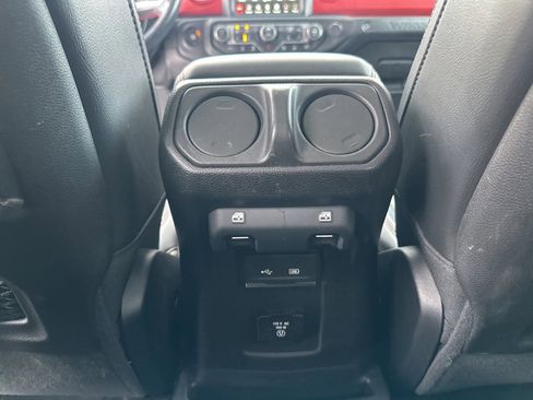 Used 2020 Jeep Wrangler Unlimited Rubicon w/ Dual Top Group image 29