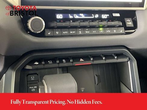 Used 2026 Toyota Sequoia Capstone AWD/4WD image 36