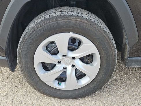 Used 2025 Toyota RAV4 LE FWD image 12