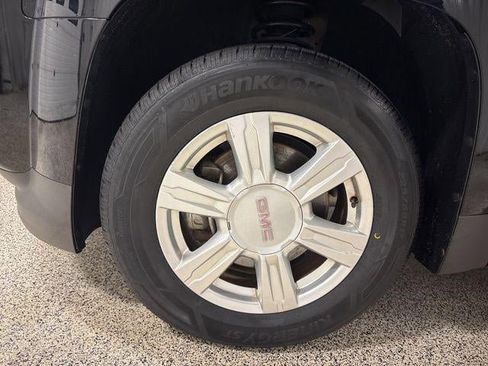 Used 2015 GMC Terrain SLE image 34
