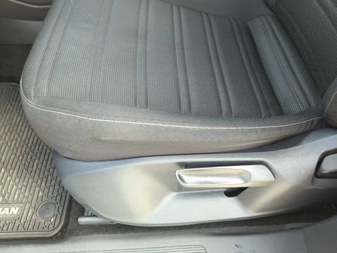 Used 2023 Volkswagen Tiguan S FWD image 34