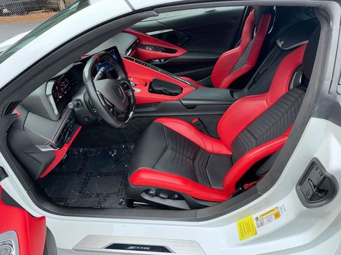 Used 2024 Chevrolet Corvette Z06 w/ Stealth Interior Trim Package RWD image 13