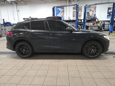 Used 2021 Alfa Romeo Stelvio Ti w/ Nero Edizione image 2