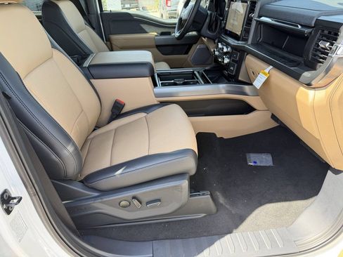 New 2026 Ford F250 Lariat w/ Lariat Premium Package AWD/4WD image 12