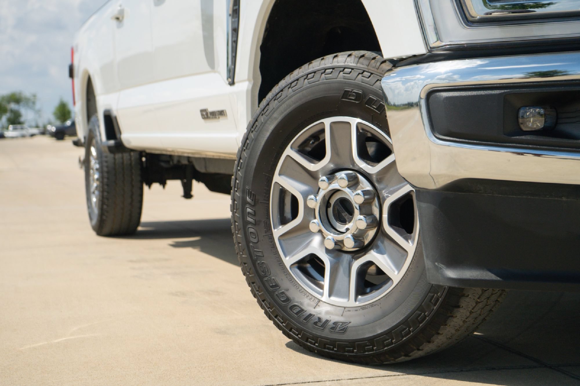 Used 2024 Ford F250 Lariat AWD/4WD image 3