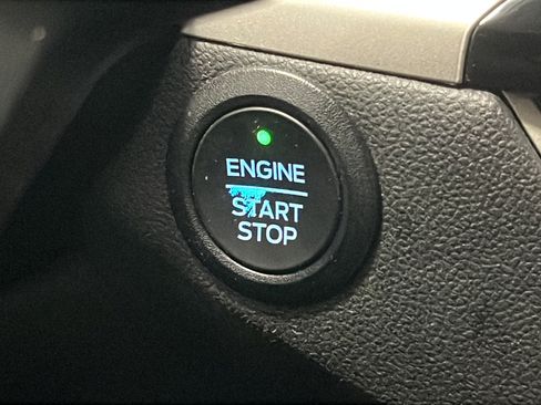 Used 2022 Ford Escape SE w/ Cold Weather Package AWD/4WD image 21