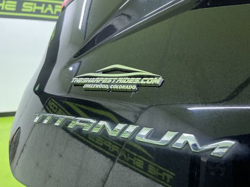 Used 2024 Ford Edge Titanium image 13