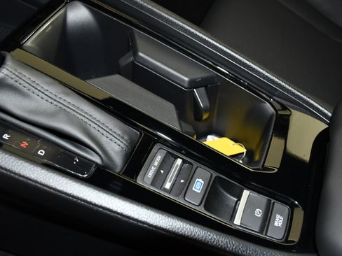 Certified 2025 Honda Accord Sport image 32