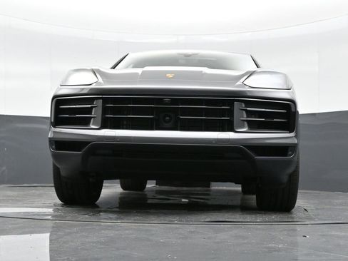 New 2025 Porsche Cayenne Coupe image 41