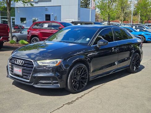Used 2019 Audi A3 2.0T Premium Plus w/ Premium Plus Package AWD/4WD image 3