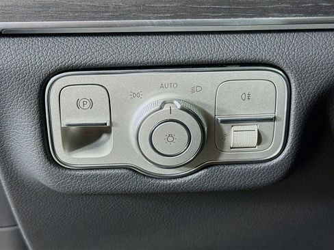 Used 2026 Mercedes-Benz GLE 350 4MATIC image 10