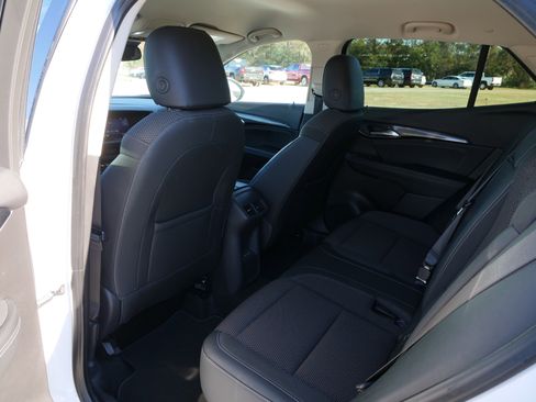 Used 2022 Buick Envision Preferred w/ Safety Package image 15