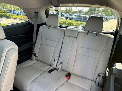 Certified 2022 Honda Pilot Elite image 13