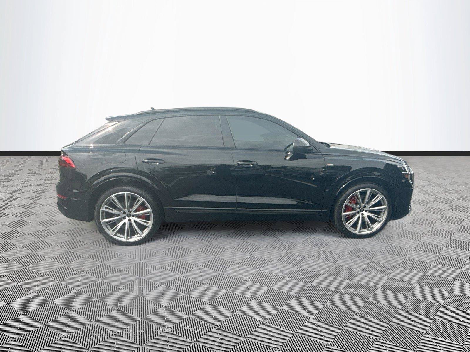 Certified 2026 Audi Q8 Prestige AWD/4WD image 8