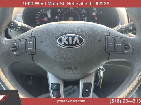 Used 2016 Kia Sportage LX image 13