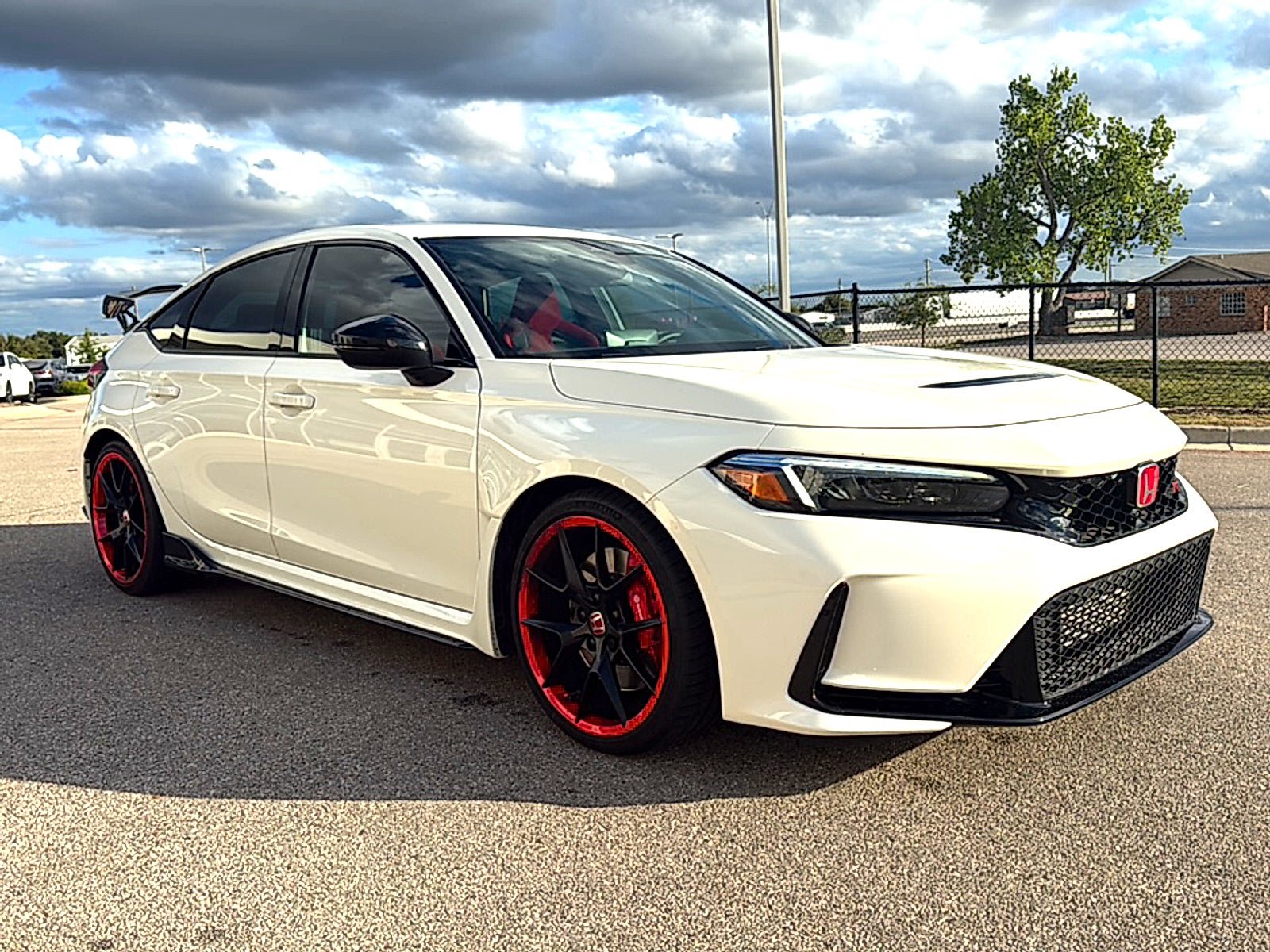 Used 2025 Honda Civic Type R image 3