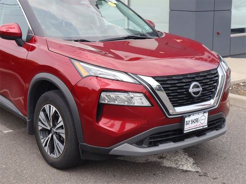 Certified 2023 Nissan Rogue SV image 4