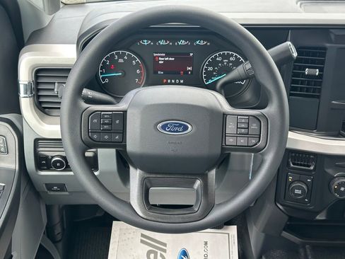 New 2026 Ford F250 XL w/ XL Chrome Package image 7