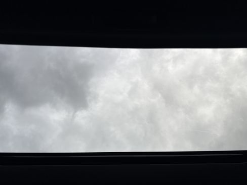 Used 2024 Chevrolet Silverado 2500 ZR2 w/ Technology Package image 27