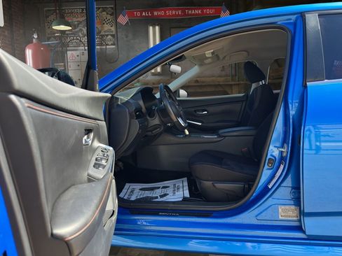 Used 2021 Nissan Sentra SR FWD image 12