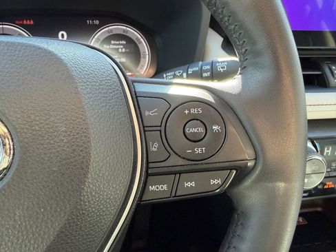 Used 2024 Toyota RAV4 Limited image 40