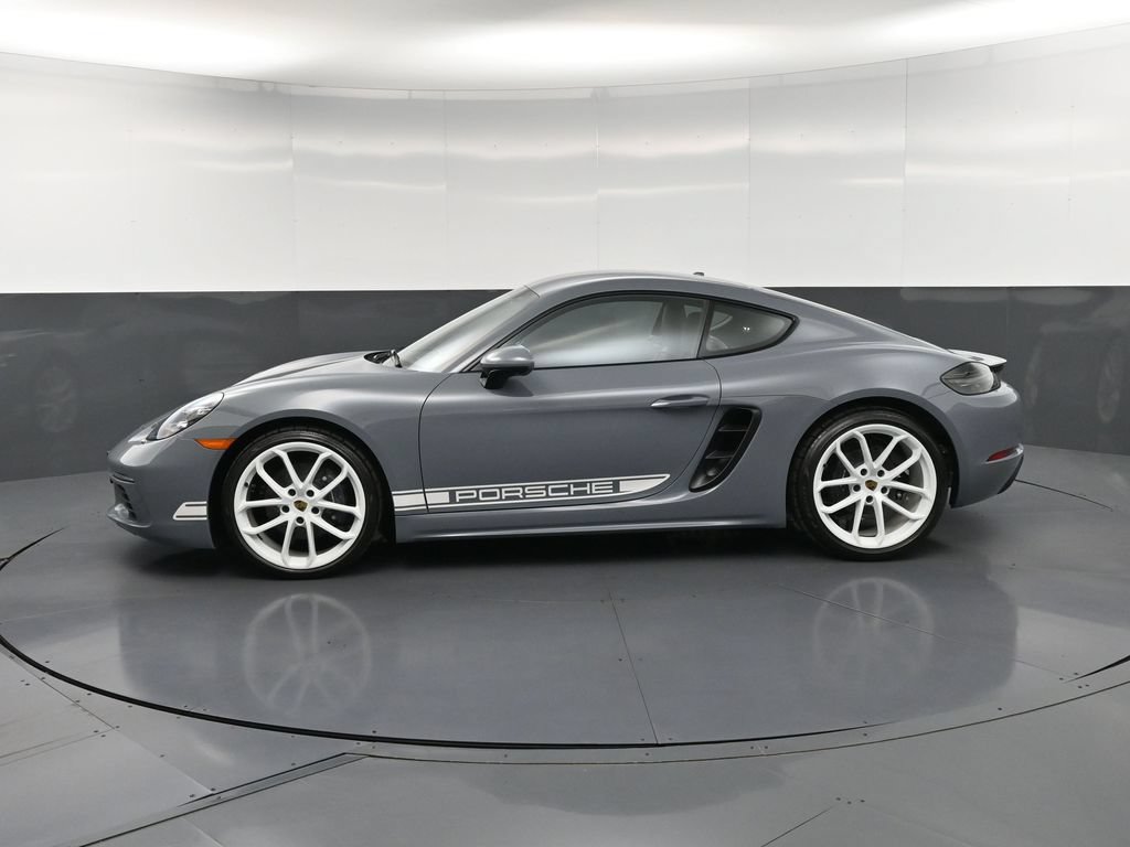 Certified 2024 Porsche 718 Cayman RWD image 2
