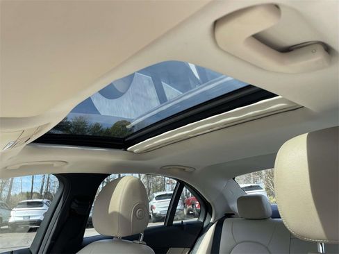 Used 2019 Mercedes-Benz C 300 Sedan image 20