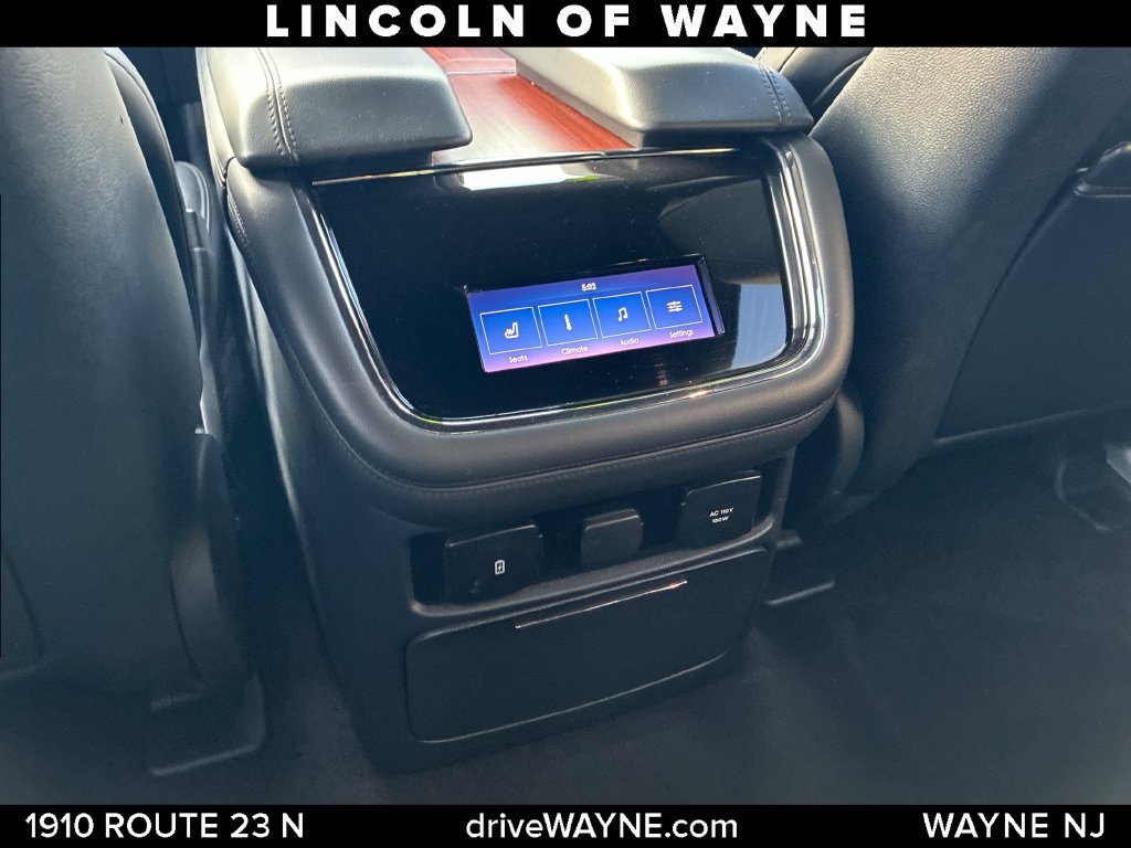 Certified 2023 Lincoln Navigator 4WD image 25