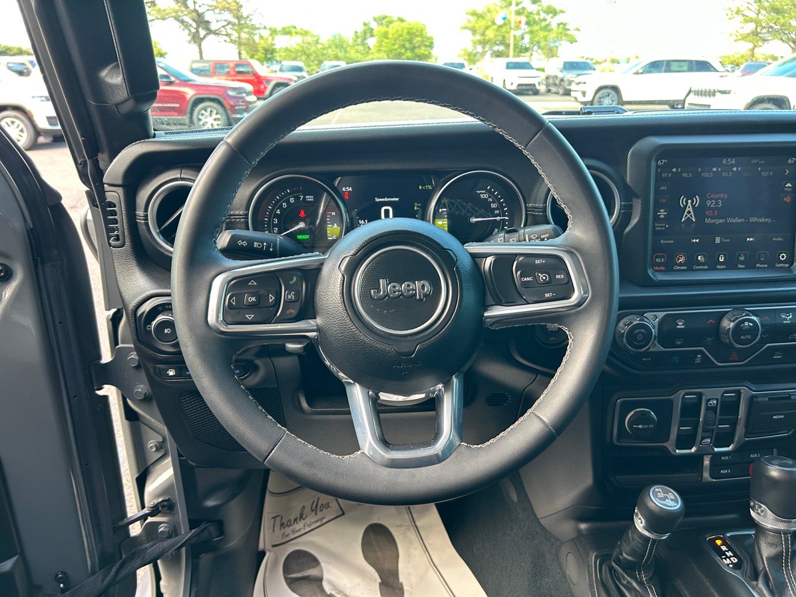 Used 2023 Jeep Wrangler Unlimited Sahara AWD/4WD image 9