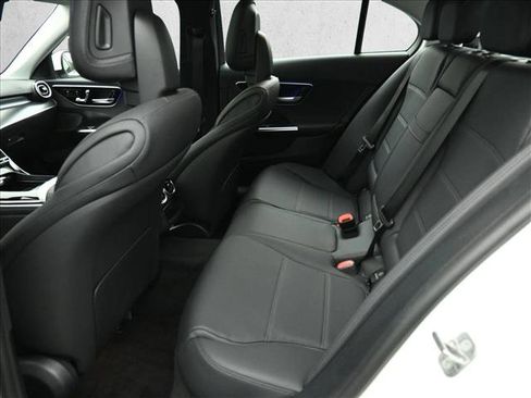 Used 2025 Mercedes-Benz C 300 4MATIC Sedan image 19